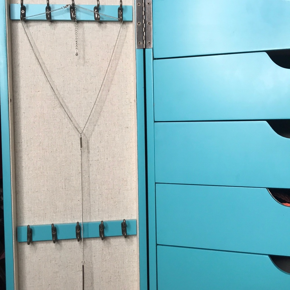 Silver Dangle Necklace